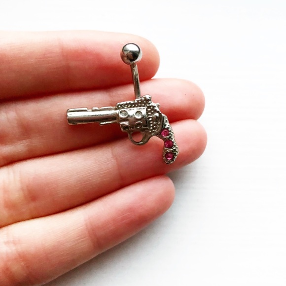 Jewelry - Silver & pink rhinestone pistol bellybutton ring